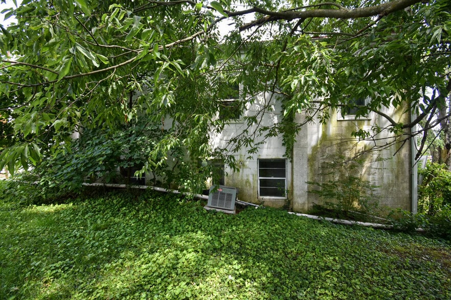 More Photos Of 65 Highland Ave, Lancaster Religious Facility For Sale