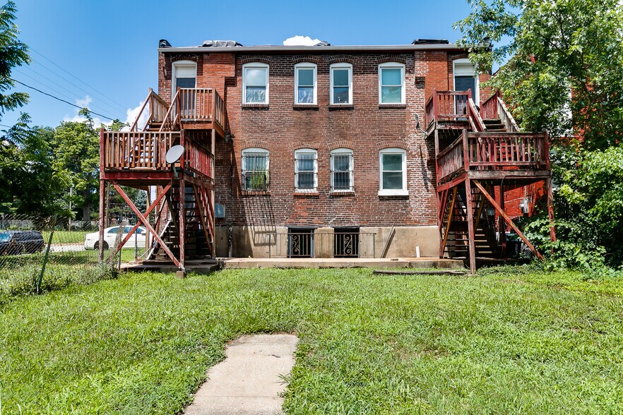 More Photos Of 1402 Granville Pl, Saint Louis Apartments For Sale