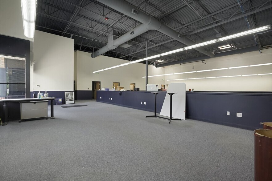 More Photos Of 10835 Dover St, Westminster Unknown For Lease