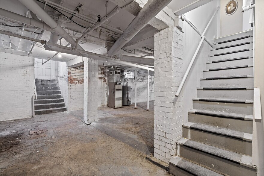 More Photos Of 1435 Market Ave N, Canton Office Residential For Sale