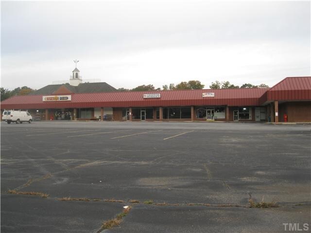 More Photos Of 502-520 W Raleigh St, Siler City Storefront For Lease