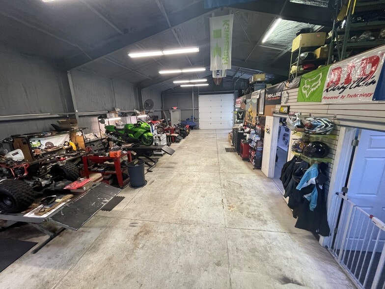 More Photos Of 1898 Williamstown Erial, Erial Warehouse For Sale