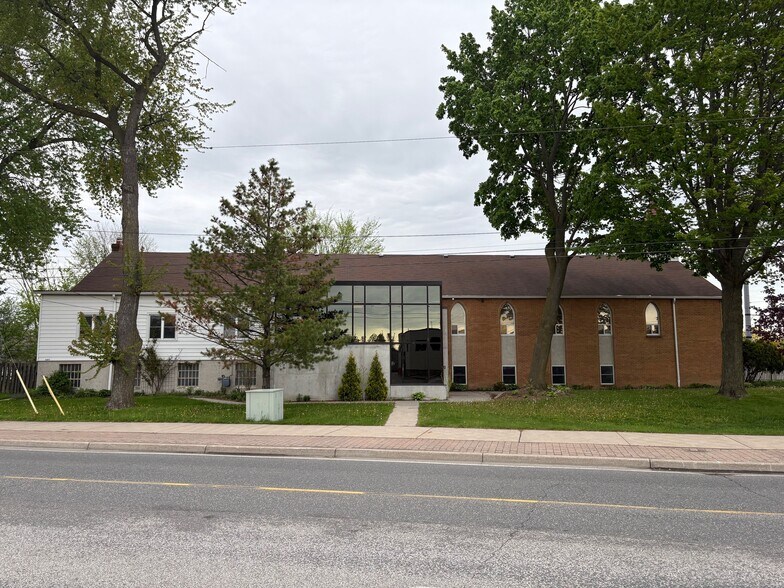 More Photos Of 5885 Malden Rd, Lasalle Religious Facility For Sale