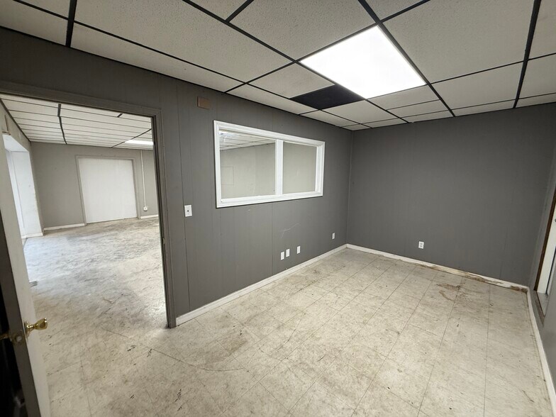 More Photos Of 528 S 8th St, Fernandina Beach Unknown For Lease