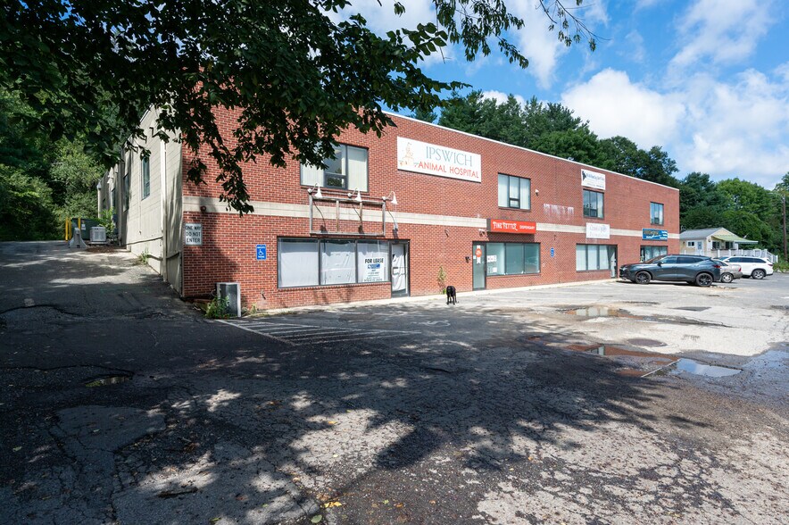 More Photos Of 116 Newburyport Tpke, Rowley Storefront Retail Office For Lease