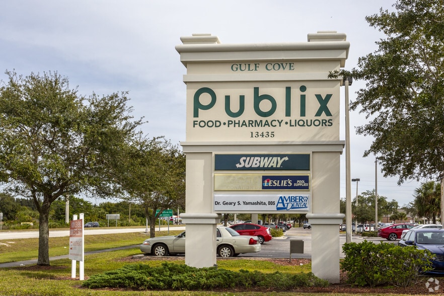 More Photos Of 13435 McCall Rd, Port Charlotte Unknown For Lease