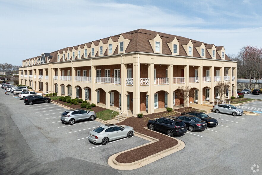 More Photos Of 12070 Old Line Ctr, Waldorf Medical For Lease