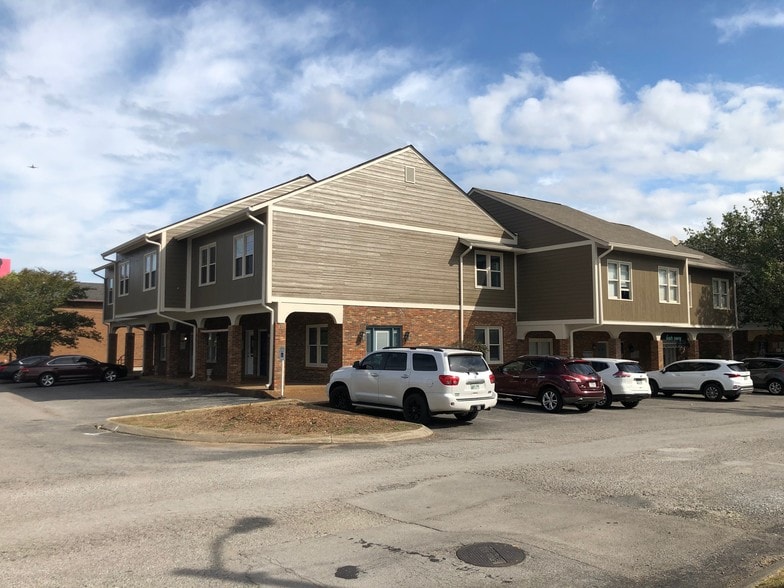 More Photos Of 211 Donelson Pike, Nashville Office For Lease