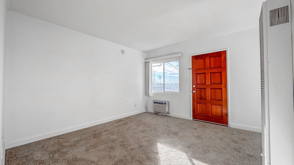 More Photos Of 4869 Pine St, La Mesa Apartments For Sale