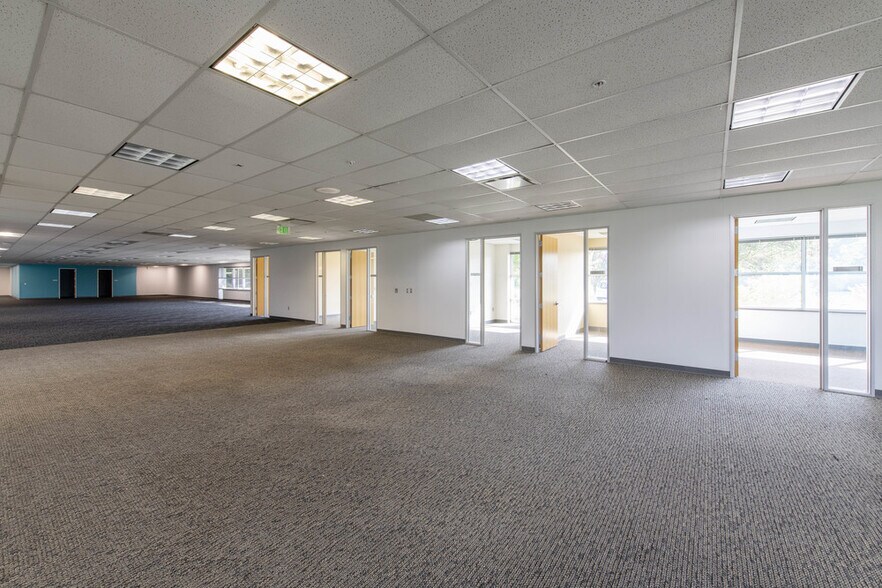 More Photos Of 2500 Green Rd, Ann Arbor Unknown For Lease