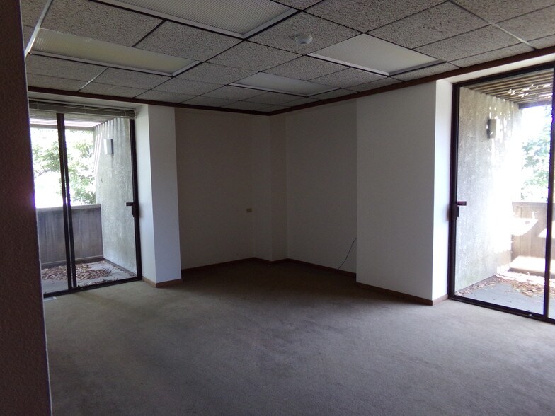 More Photos Of 141 Suburban Rd, San Luis Obispo Office For Lease