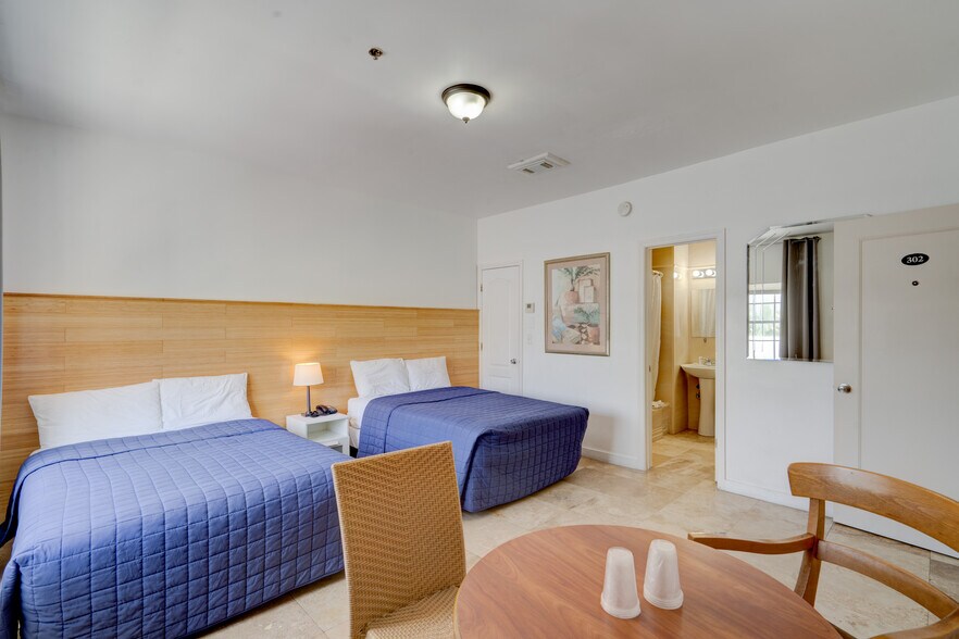 More Photos Of 1680 James Ave, Miami Beach Hotel For Sale