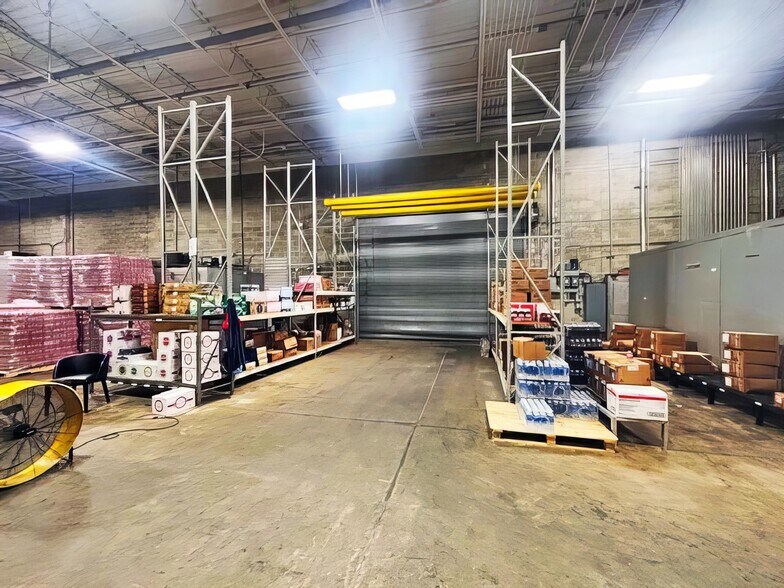 More Photos Of 1165A N DuPont Hwy, Dover Warehouse For Lease