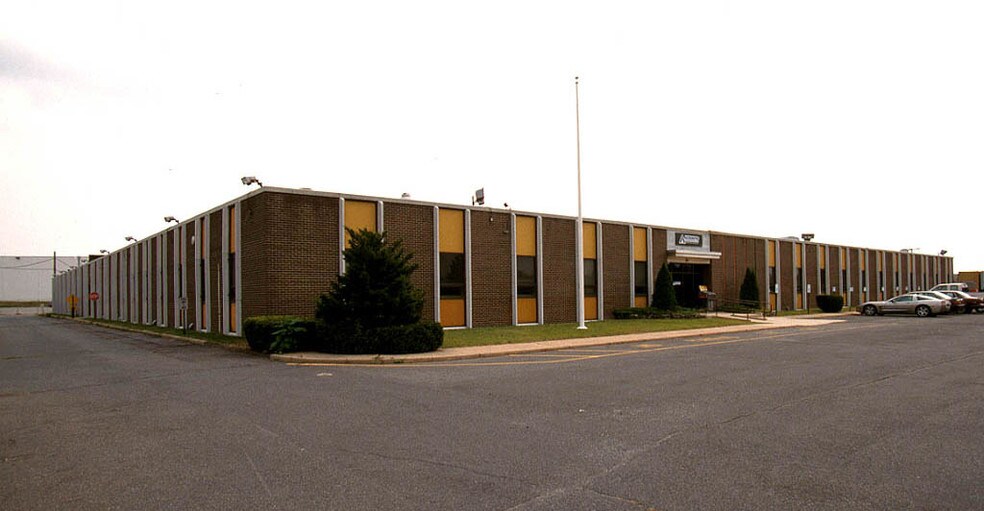 More Photos Of 400 Middlesex Ave, Carteret Manufacturing For Sale
