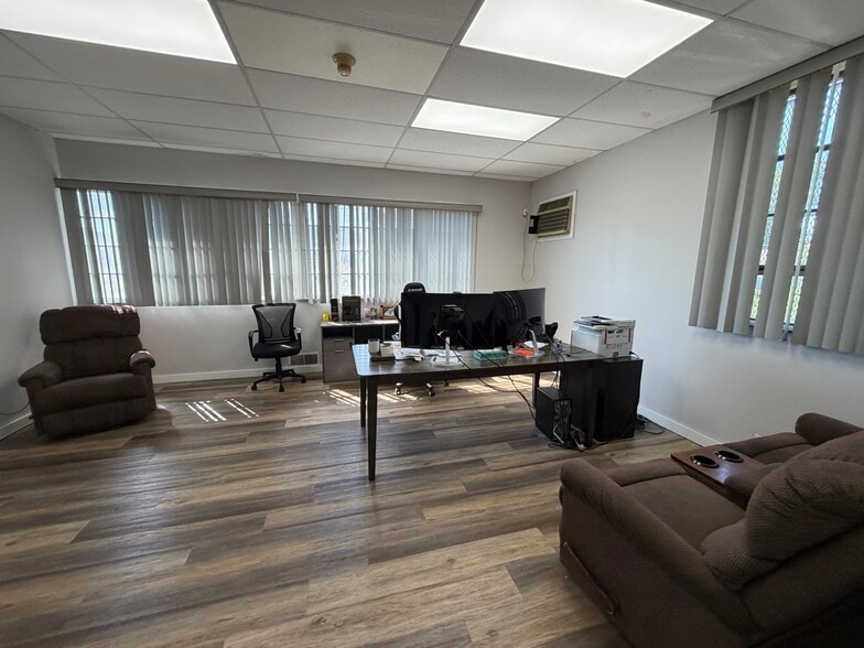 More Photos Of 200-204 Railroad Ave, Hackensack Warehouse For Sale