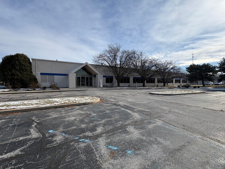 More Photos Of 1250 S Creasy Ln, Lafayette Research And Development For Sale