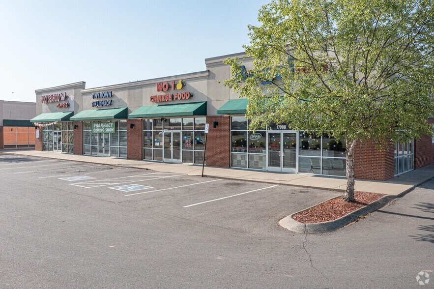 More Photos Of 1790 Tiny Town Rd, Clarksville Freestanding For Lease