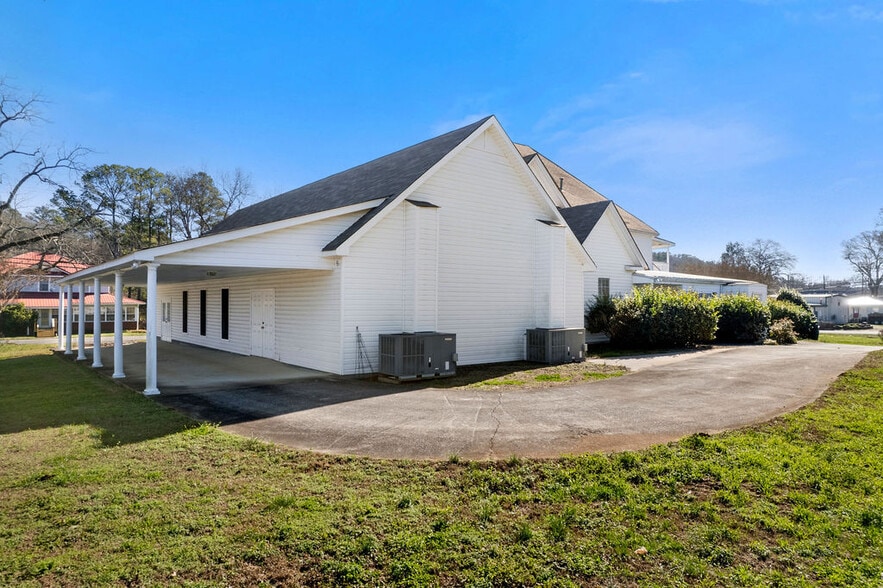 More Photos Of 9 Rome Rd SW, Cave Spring Funeral Home For Sale