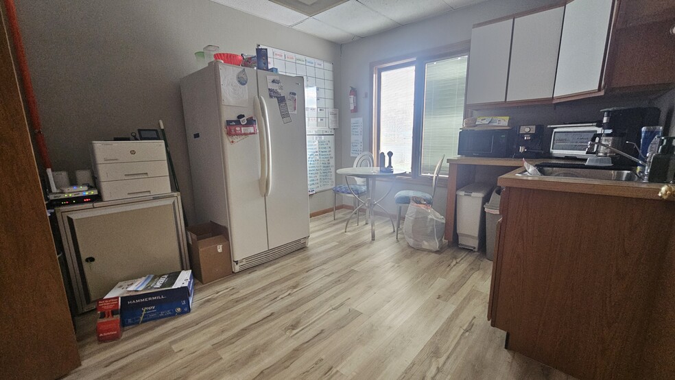 More Photos Of 17236 Harlem Ave, Tinley Park Office For Sale