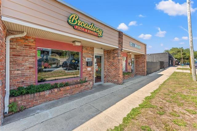 More Photos Of 307 Broadway St, Myrtle Beach Restaurant For Sale