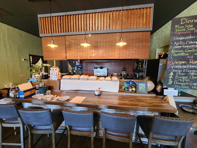 More Photos Of 1215 S Kihei Rd, Kihei Freestanding For Lease