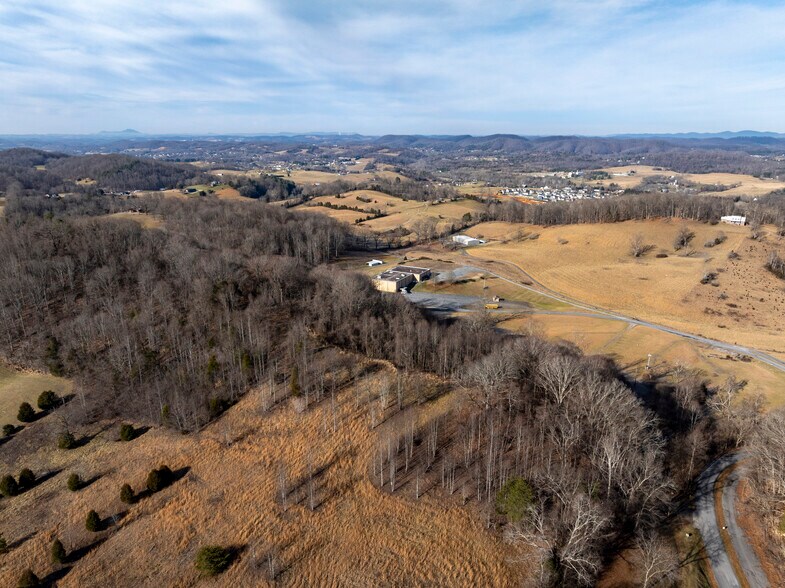 More Photos Of TBD Bristol Highway, Bluff City Land For Sale