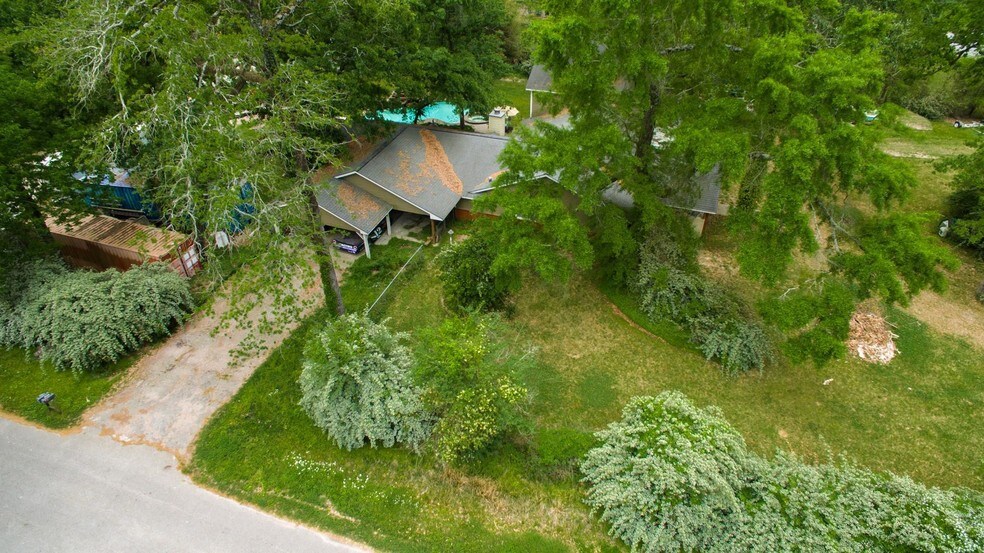 More Photos Of 1802 Pinewoods Way, Spring Specialty For Sale