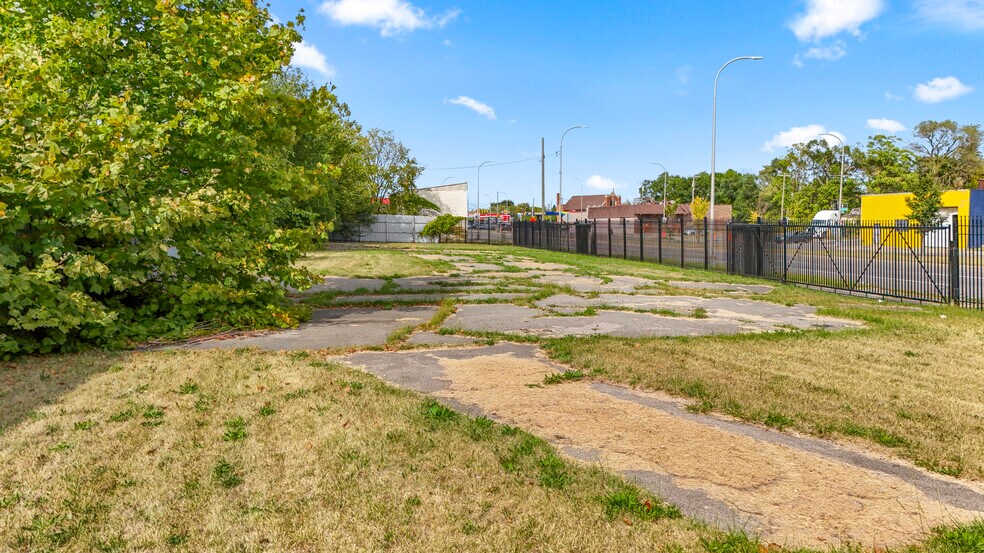 More Photos Of 13145 Livernois Ave, Detroit Land For Sale