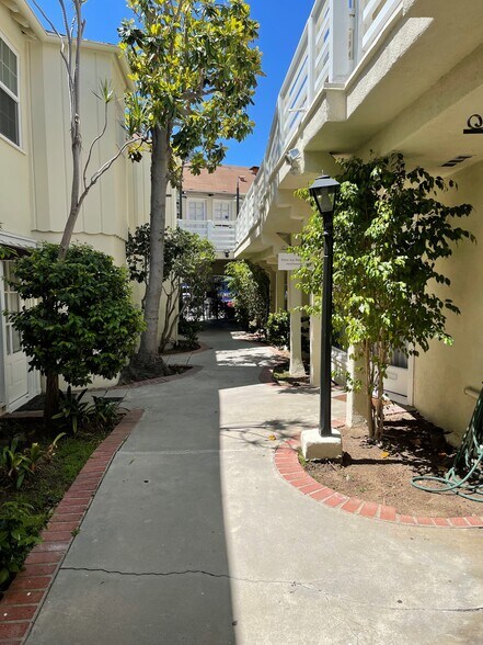 More Photos Of 1334 Westwood Blvd, Los Angeles Medical For Lease