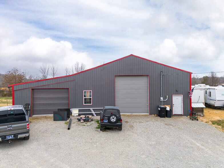 More Photos Of 634 Swiss Colony Rd, Hohenwald Warehouse For Sale