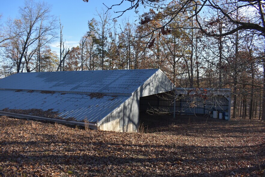 More Photos Of 158 Ragon Road, Tilly Office For Sale