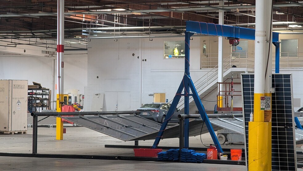 More Photos Of 17100 S Harlan Rd, Lathrop Manufacturing For Lease