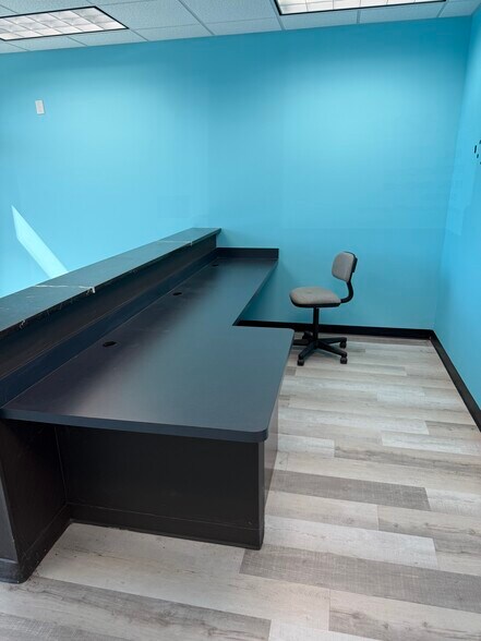More Photos Of 4245 Johns Creek Pky, Suwanee Medical For Lease