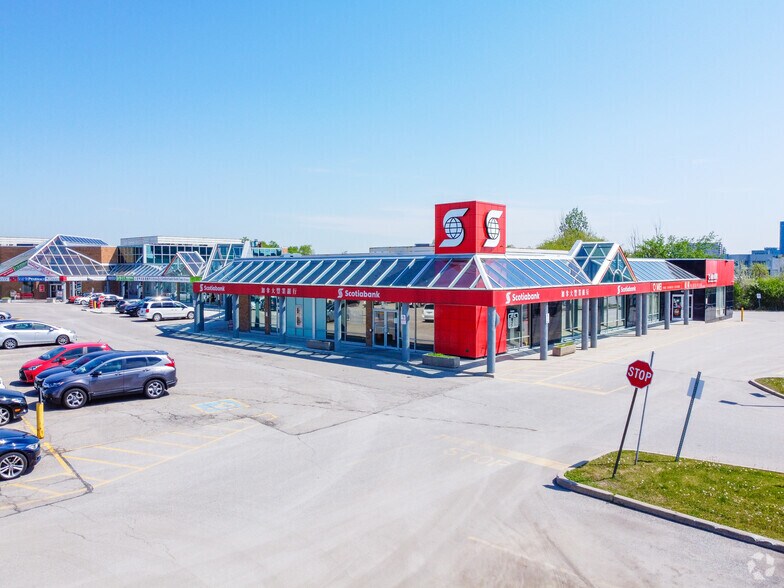 More Photos Of 420 Highway 7, Richmond Hill General Retail For Lease
