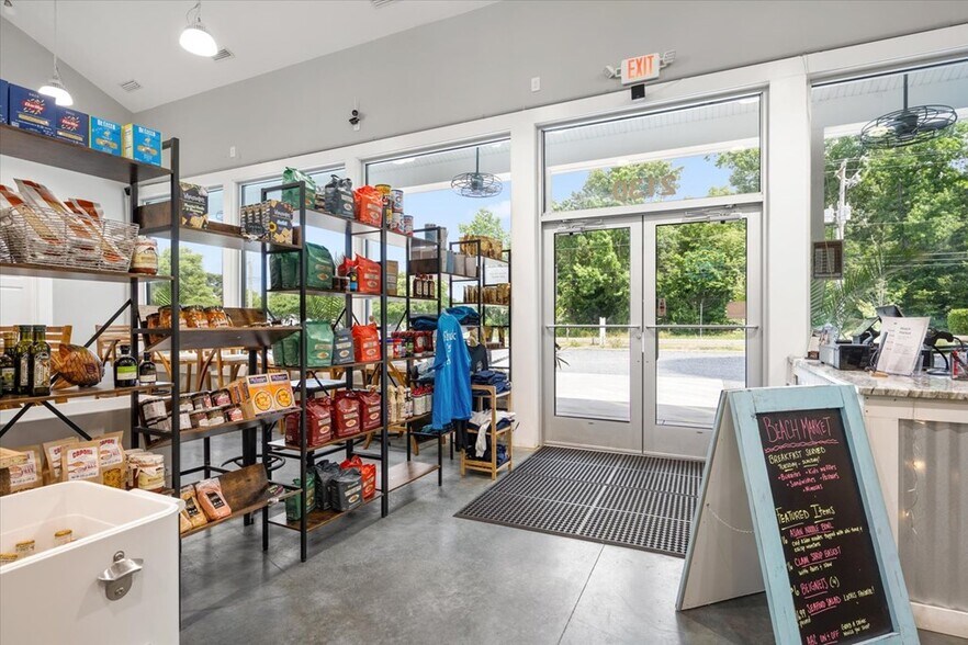 More Photos Of 2130 Stone Rd, Cape Charles Restaurant For Sale