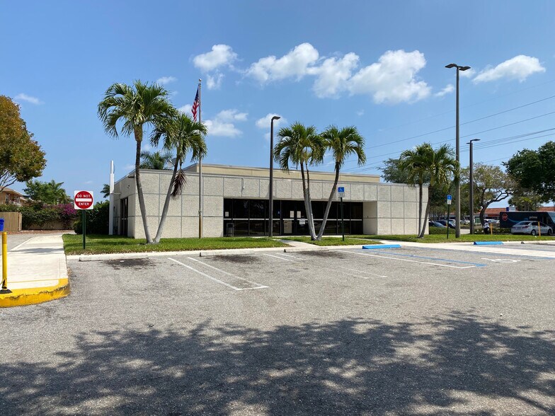 More Photos Of 1660 S Congress Ave, Delray Beach Bank For Sale