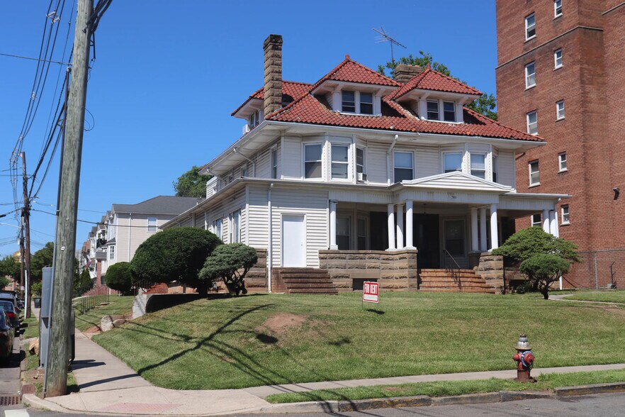 More Photos Of 500 Cherry St, Elizabeth Assisted Living For Sale