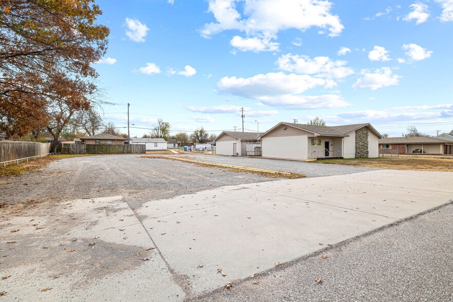 More Photos Of 1419 W London St, El Reno Religious Facility For Sale