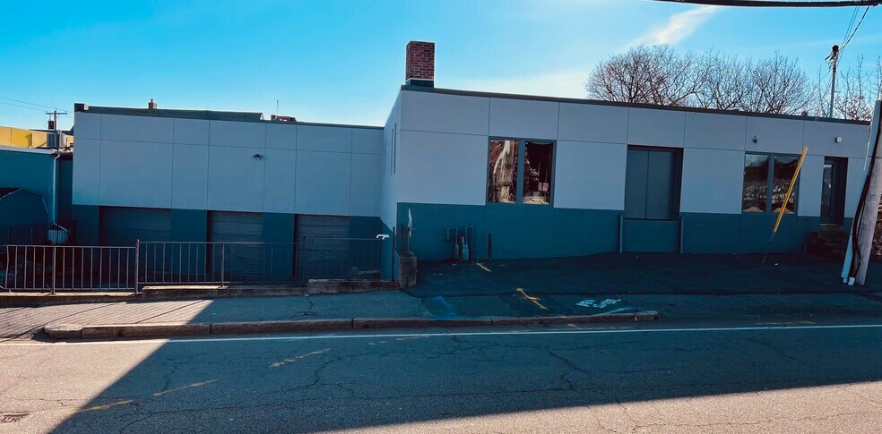 Primary Photo Of 90 School St, Quincy Manufacturing For Sale