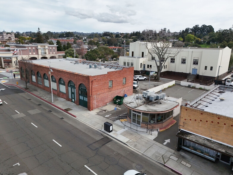 More Photos Of 951 C St, Hayward Fast Food For Sale