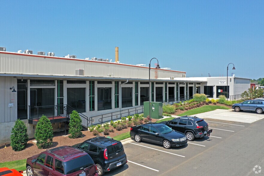 More Photos Of 116 E Main St, Haw River Apartments For Lease