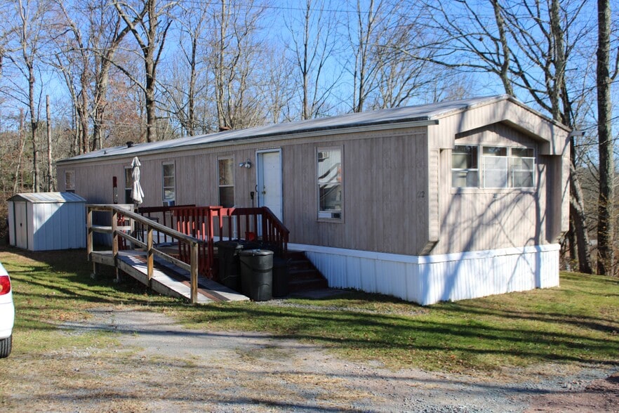 Primary Photo Of 7945 NY-52, Narrowsburg Manufactured Housing Mobile Home Park For Sale
