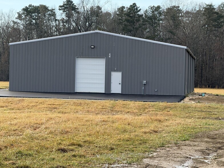 More Photos Of 1345 Potter Town Rd, Midway Industrial For Sale