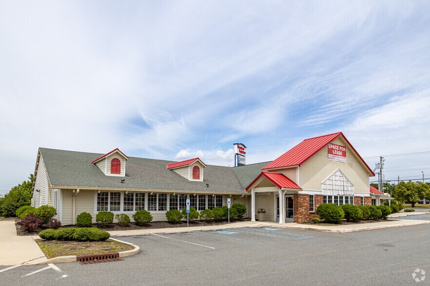 More Photos Of 6725-6733 Black Horse Pike, Egg Harbor Township Unknown For Lease