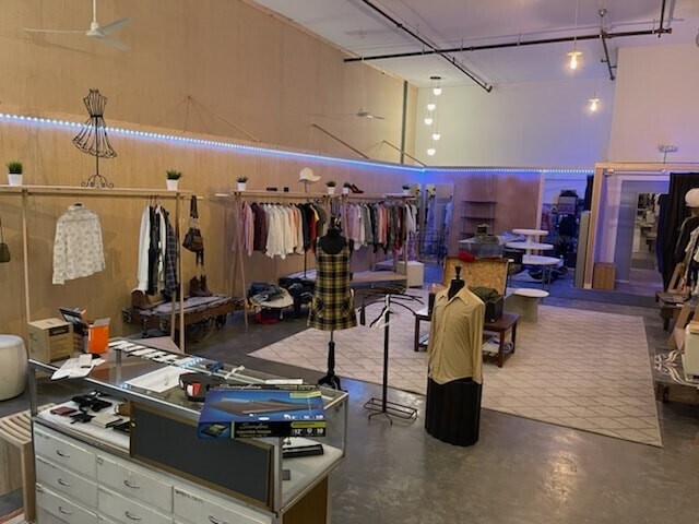 More Photos Of 211 N Main St, Taylor Storefront Retail Office For Lease
