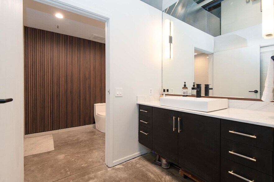 More Photos Of 500-530 S Hewitt St, Los Angeles Apartments For Sale