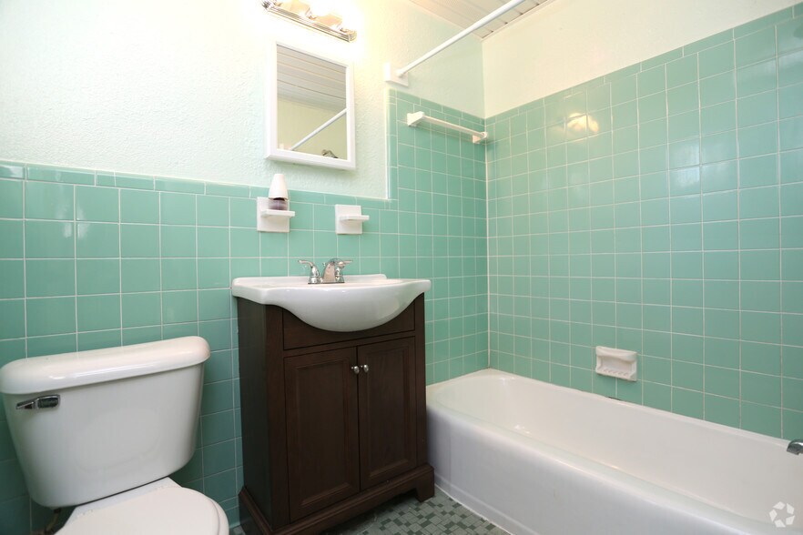 More Photos Of 1240 W Ocean View Ave, Norfolk Apartments For Sale