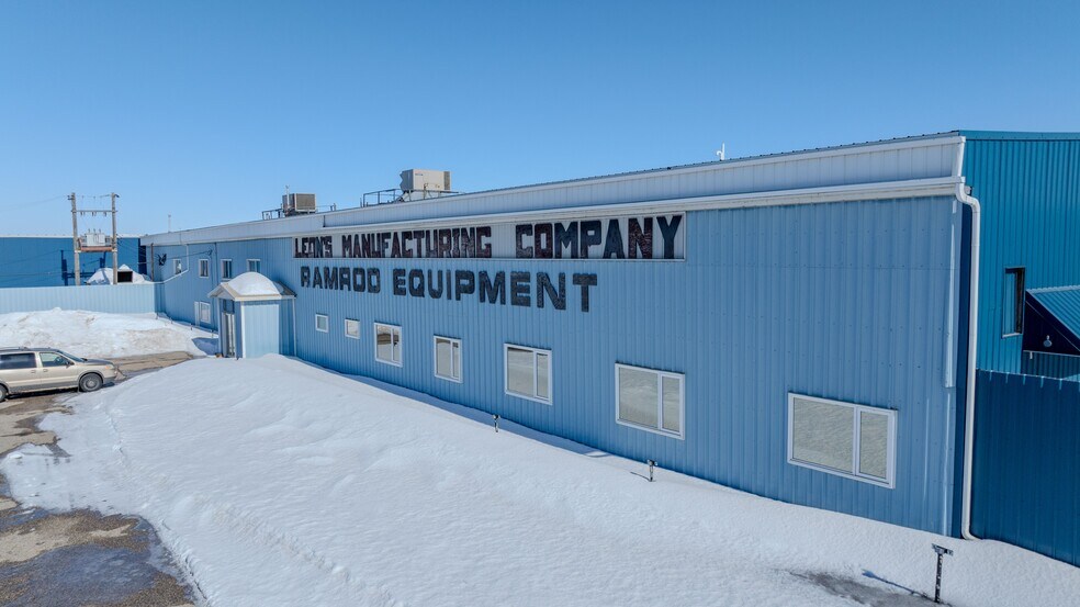 More Photos Of 135 York Street E St, Yorkton Warehouse For Sale