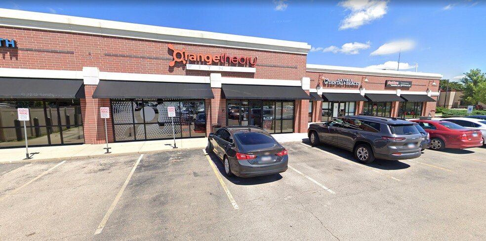 More Photos Of 6575-6595 E State St, Rockford Storefront For Lease
