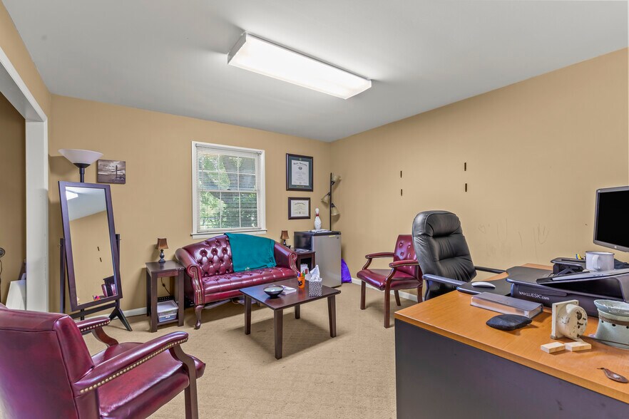 More Photos Of 4901 Central College Rd, Westerville Office Residential For Sale